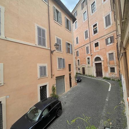 A Den For Two Apartment Rome Bagian luar foto