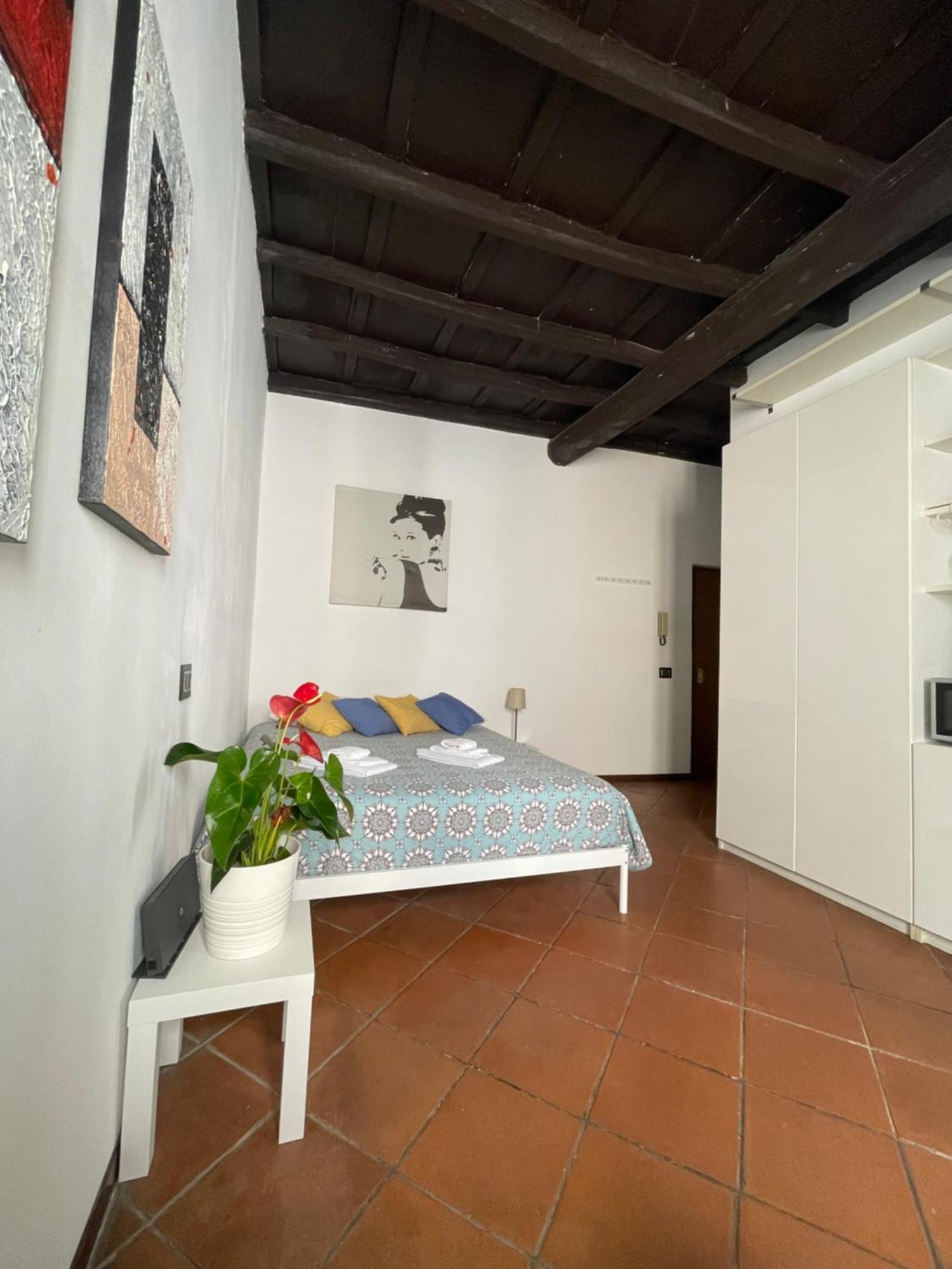 A Den For Two Apartment Rome Bagian luar foto